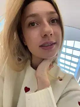 Lia__Love on StripChat