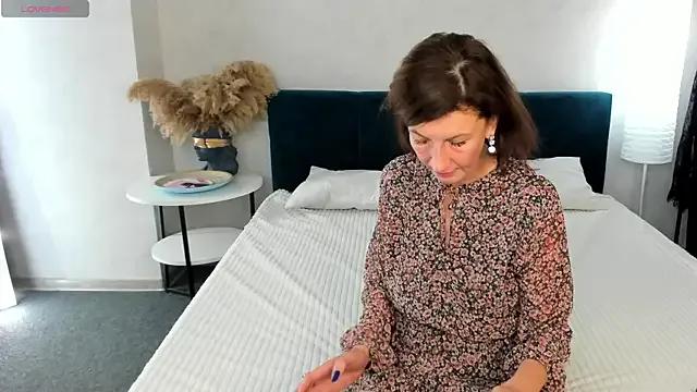 Lia_Reyn on StripChat