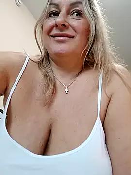 Freechat Liana_MilfHot on StripChat