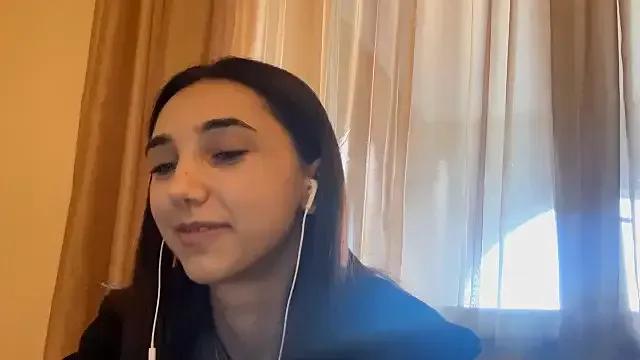 Freechat LinaMour on StripChat