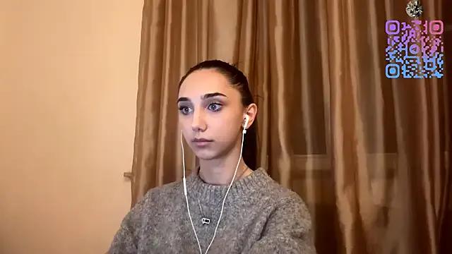 Freechat LinaMour on StripChat