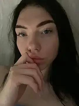 Lisaaa_Alisa on StripChat