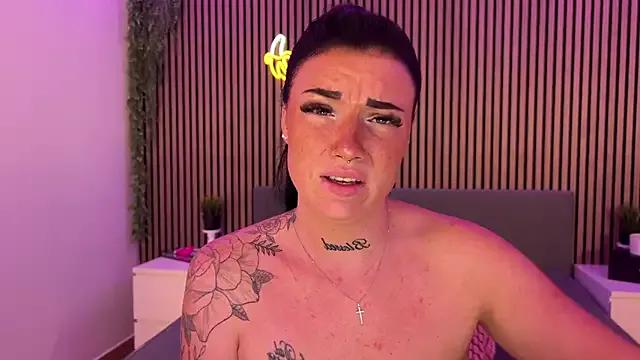 LizaRoxx on StripChat