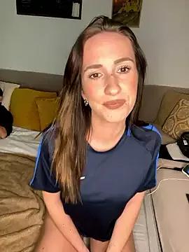 lola_tentatiion on StripChat