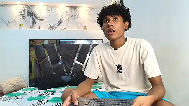 LONDON_BOYS1 on StripChat