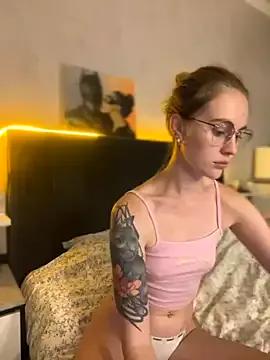 LoveGameSexx on StripChat