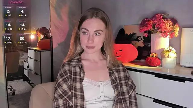 LoveGameSexx on StripChat