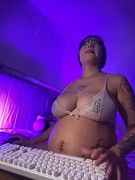 lucialauper_ on StripChat