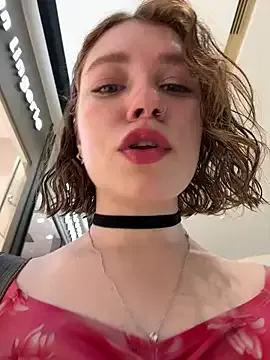 lucy-joy on StripChat