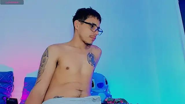 Luke_Stone on StripChat