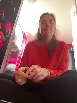 Lwhite1 on StripChat