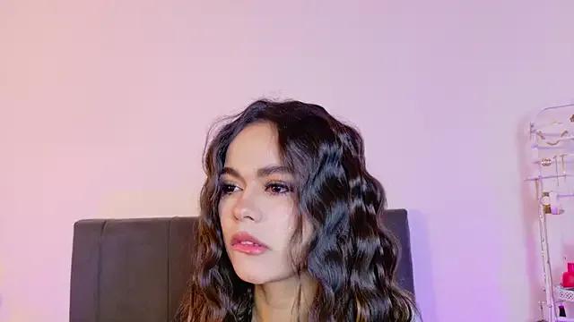 Lyra_Valtierra on StripChat