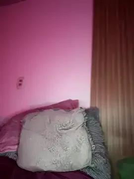 Mae_Henao9 on StripChat