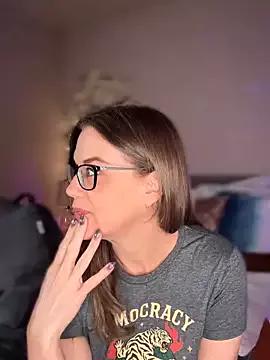 Freechat MaiseKnox on StripChat