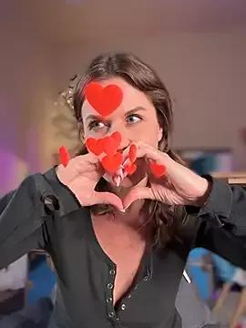 Freechat MaiseKnox on StripChat