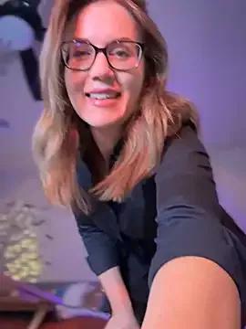 Freechat MaiseKnox on StripChat