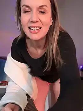 Freechat MaiseKnox on StripChat