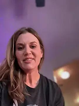 Freechat MaiseKnox on StripChat