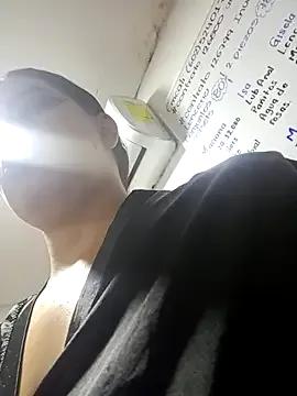 MariaGaitan — how about a lucky clover