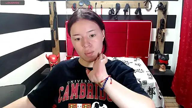 Marian_Ran on StripChat