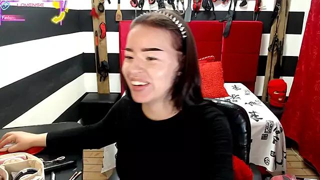 Marian_Ran on StripChat