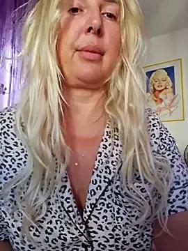 MariaRichi_ on StripChat