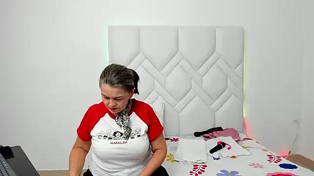 Mature_Hard on StripChat