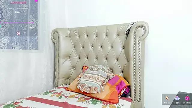 Freechat MatureHorny_70 on StripChat