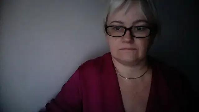 Mayya4321 on StripChat