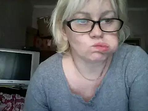 Mayya4321 on StripChat