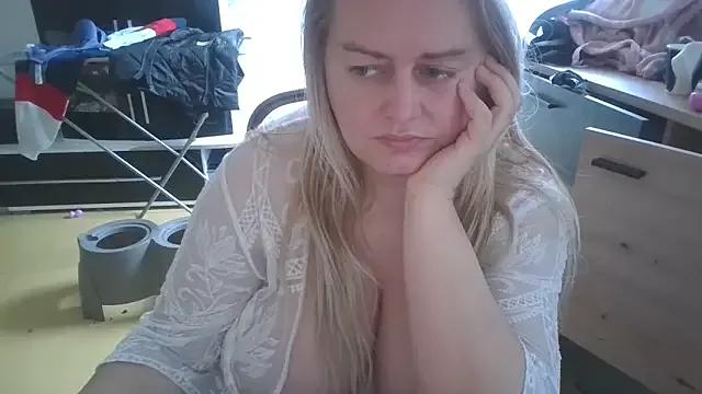 Private Meliss_Official9 on StripChat