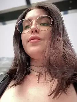 Freechat meow_girl on StripChat