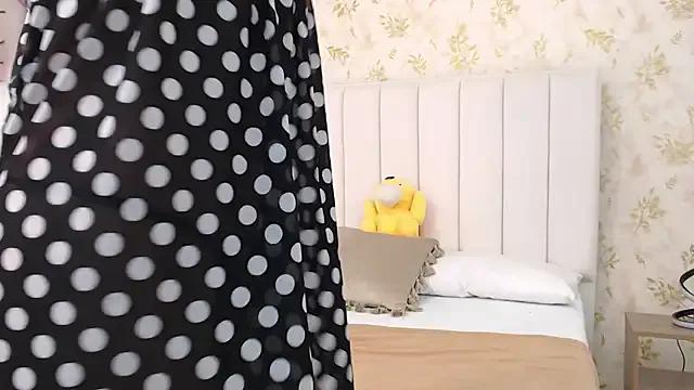 Mia-Monroe on StripChat