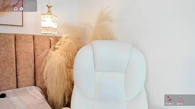 miahkumar on StripChat