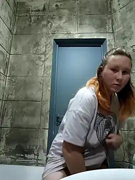 MiaKissy on StripChat