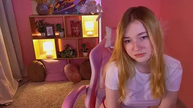 milaa_sun on StripChat