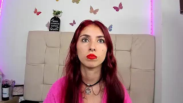 Freechat mildre_turen on StripChat