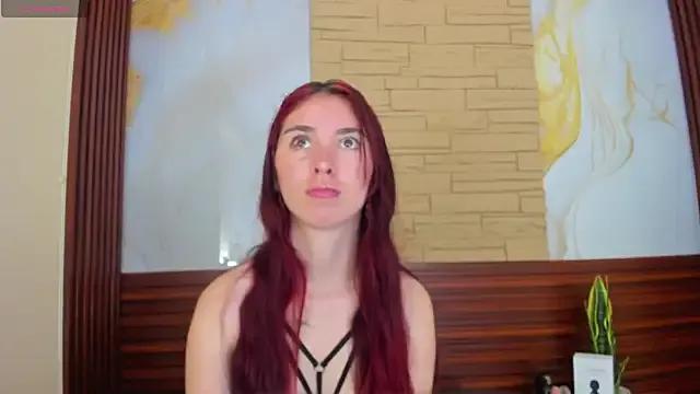 Freechat mildre_turen on StripChat