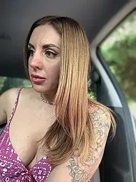 Freechat MilfNextDoor20 on StripChat