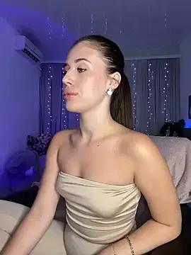 Freechat Milkissss on StripChat