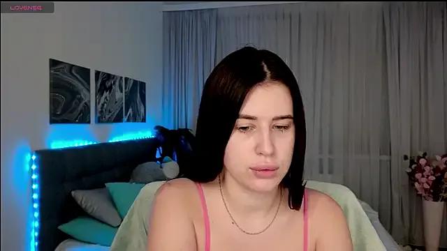 Freechat Milkissss on StripChat