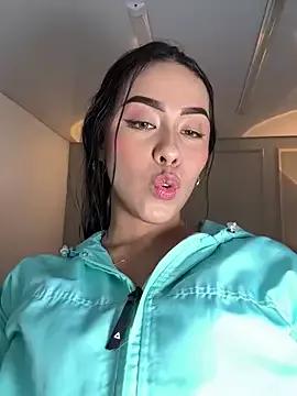 Miss_blue69 on StripChat