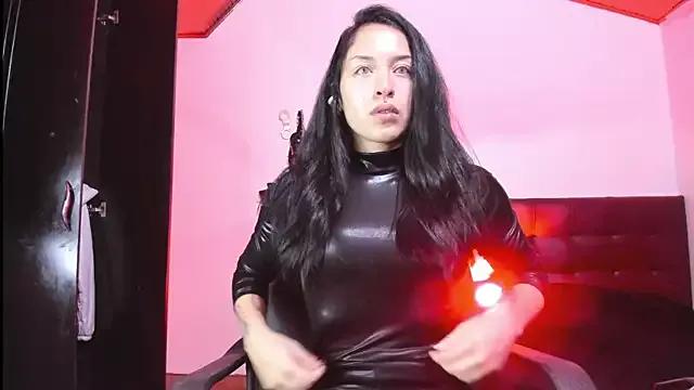 MistressVenena on StripChat