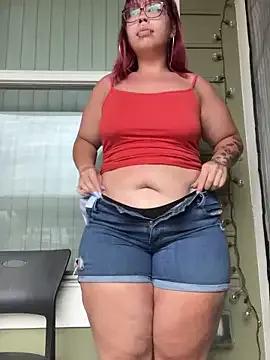 moan4mona on StripChat