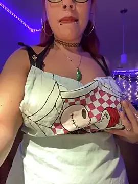 moan4mona on StripChat