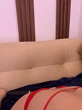 Mya_lorenz on StripChat