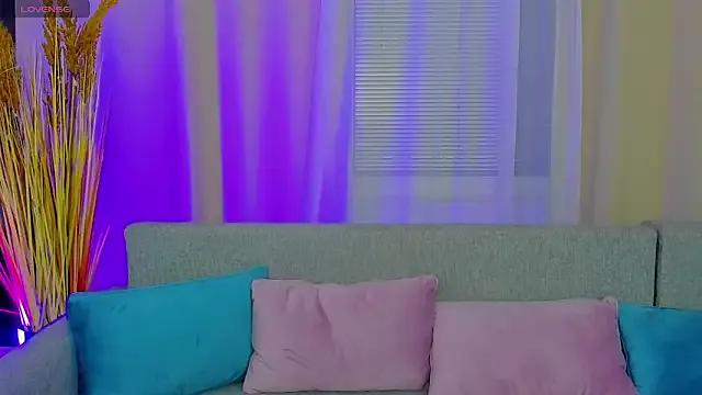 Freechat MyEllaLuvs on StripChat