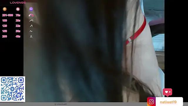 Naty_wet_18 on StripChat