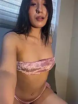 NickiHenao on StripChat