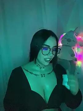 Nickiiiii on StripChat